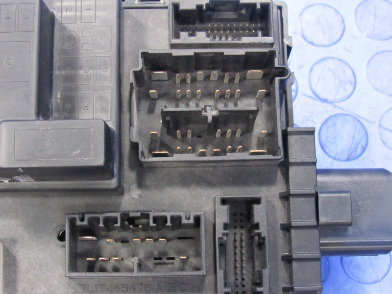 09 Ford F-150 F150 BCM SJB Smart Junction Fuse Box Block 9L3T-15604-FA