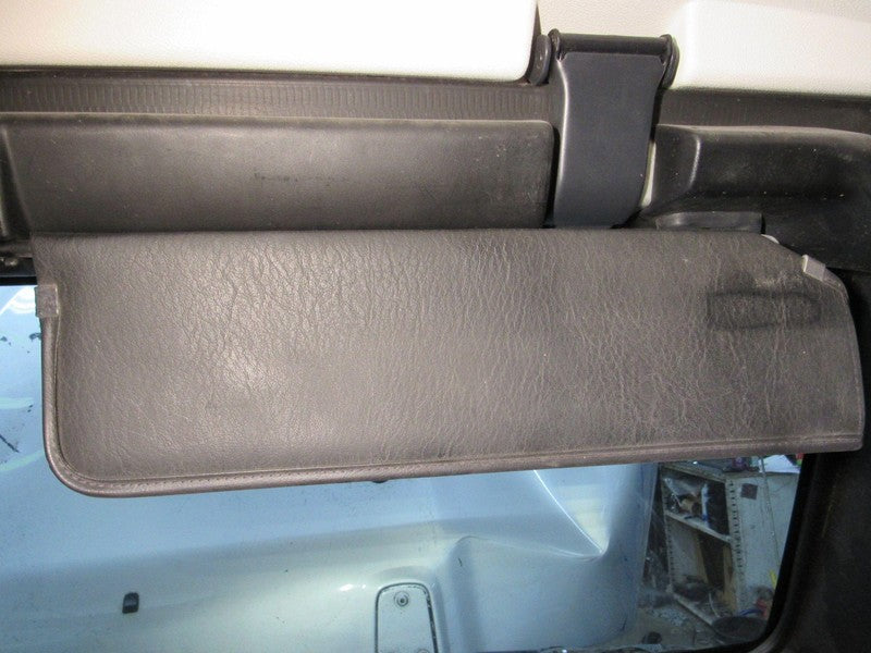 03-06 Jeep Wrangler Right RH Passenger Side Sunvisor Sun Visor Black W