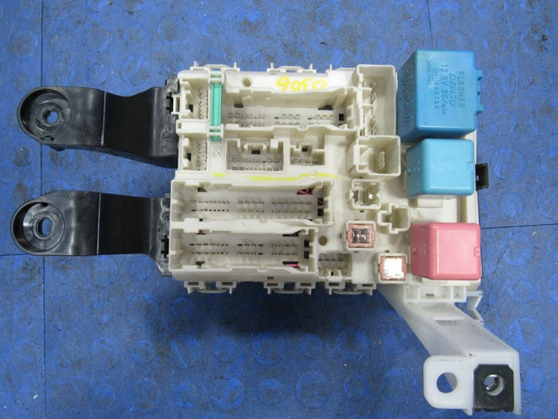09-12 Toyota Matrix BCM Multiplex Body Control Module Computer 82730-0