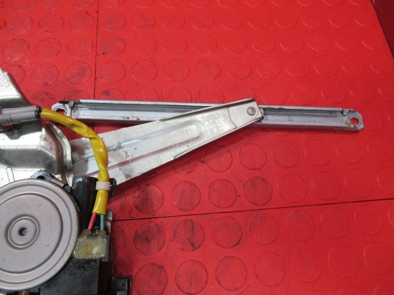 01-07 Toyota Sequoia Power Rear Window Lift Gate Motor Regulator Assem