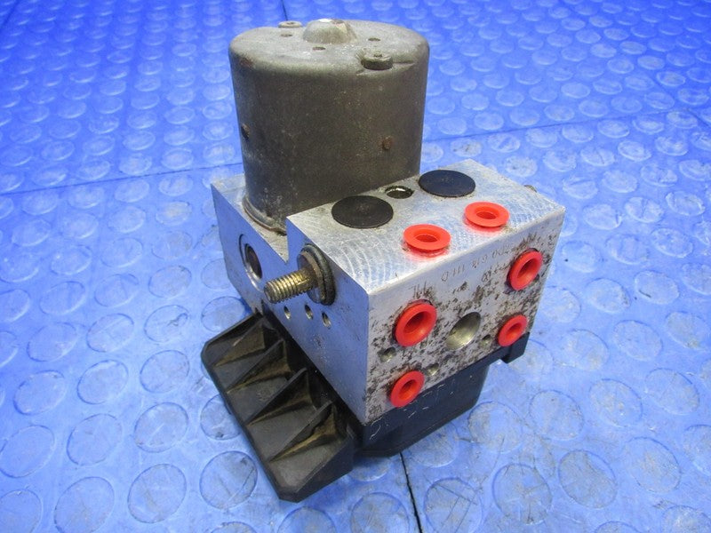 02-03 VW Eurovan ESP ABS Anti-Lock Brake Pump Module Assy OEM 7D0 614 