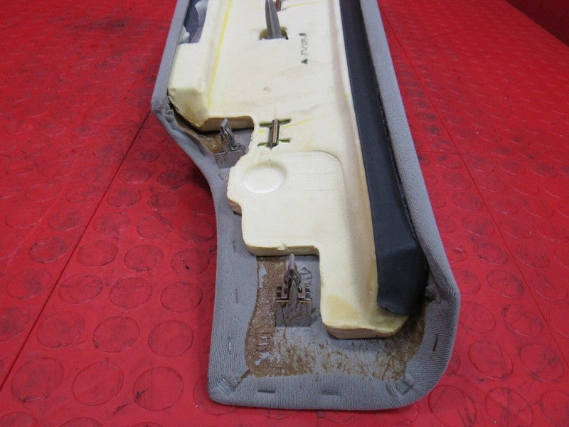 05-06 Escalade Platinum Left Driver B Pillar Panel Cloth Covered Moldi