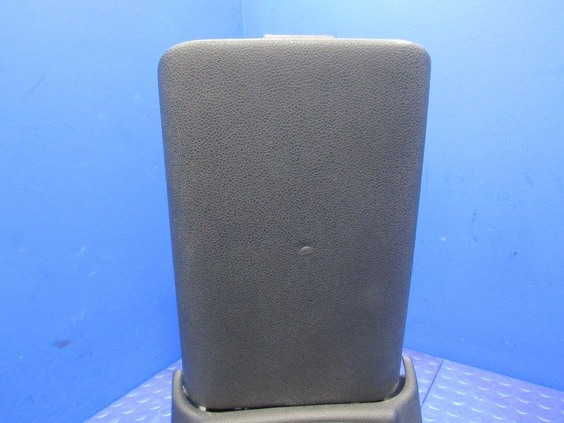 05-11 Mercedes-Benz SLK R171 Center Console Lid Arm Rest Assembly OEM 
