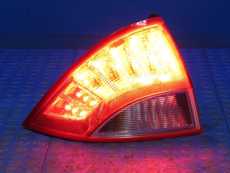 10-11 Mercury Milan Left LH Driver Side LED Outer Taillight Tail Lamp 
