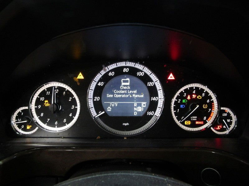10-13 Mercedes W212 E350 E550 Trunk Mounted Reverse Back Up Camera