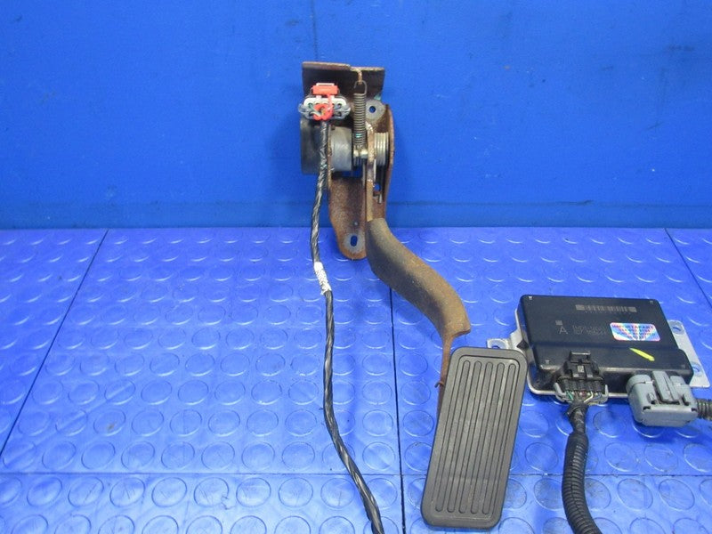 03-05 Chevy Silverado Suburban GMC Yukon Gas Pedal Drive By Wire TAC M