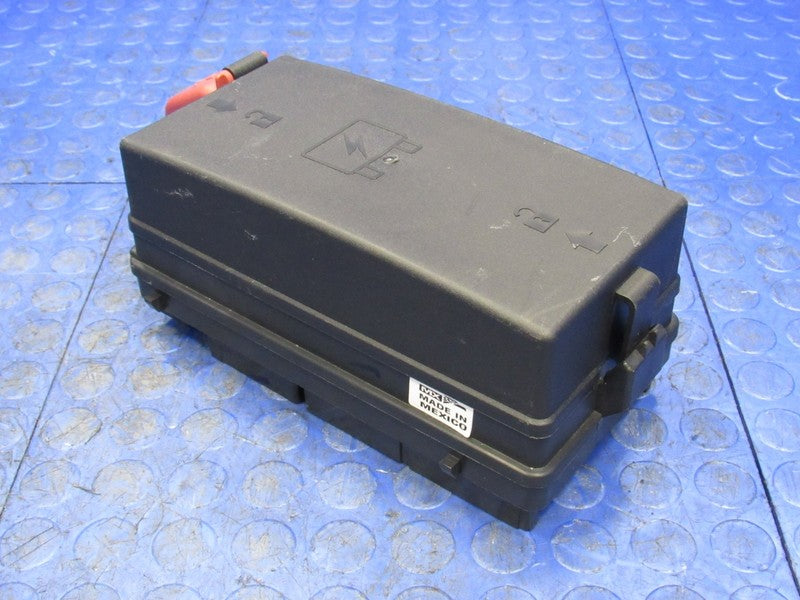 08-11 Cadillac DTS Buick Lucerne Cabin Under-Seat Fuse Relay Box 13697