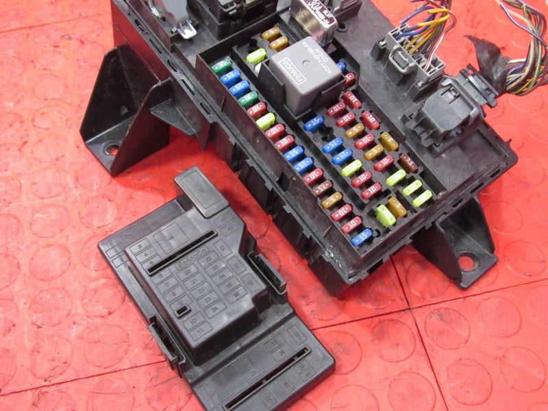 11-14 Ford E150 E250 E350 BCM SJB Smart Junction Fuse Box BC2T-15604-A