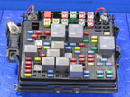 03-07 Hummer H2 Silverado Sierra Tahoe Engine Fuse Panel Relay Box 152