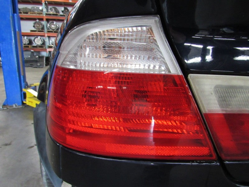 01-03 BMW 325 330 M3 Left LH Driver Side Outer Taillight Tail Light La