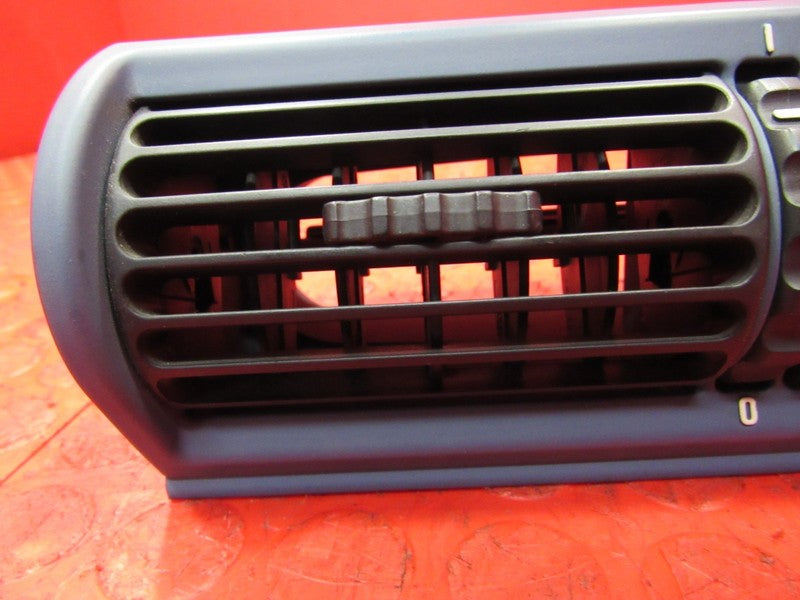 96-02 BMW Z3 Center Dash Vent Air Conditioner Heat Estoril Blue 2210