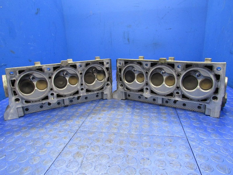 07-11 Jeep Wrangler JK 3.8L V6 Left Right Cylinder Head Set 04666049AA