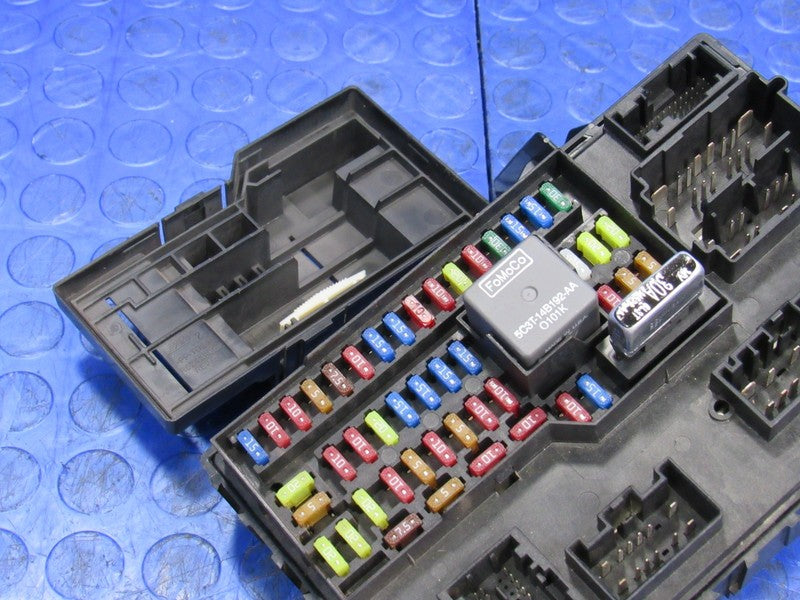 11-14 Ford E150 E250 E350 BCM SJB Smart Junction Fuse Box BC2T-15604-B