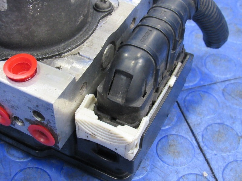 13 Honda Civic Sedan EX EX-L 1.8L ABS Anti-Lock Brake Pump 57110-TR0-B