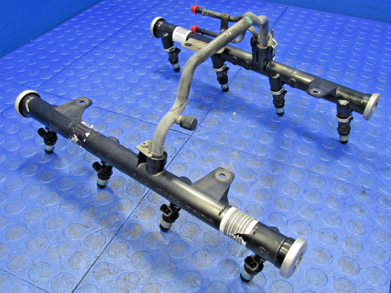 99-04 Chevrolet 4.8L 5.3L 6.0L LQ4 LQ9 LM7 LR4 Return Fuel Rail w/Inje