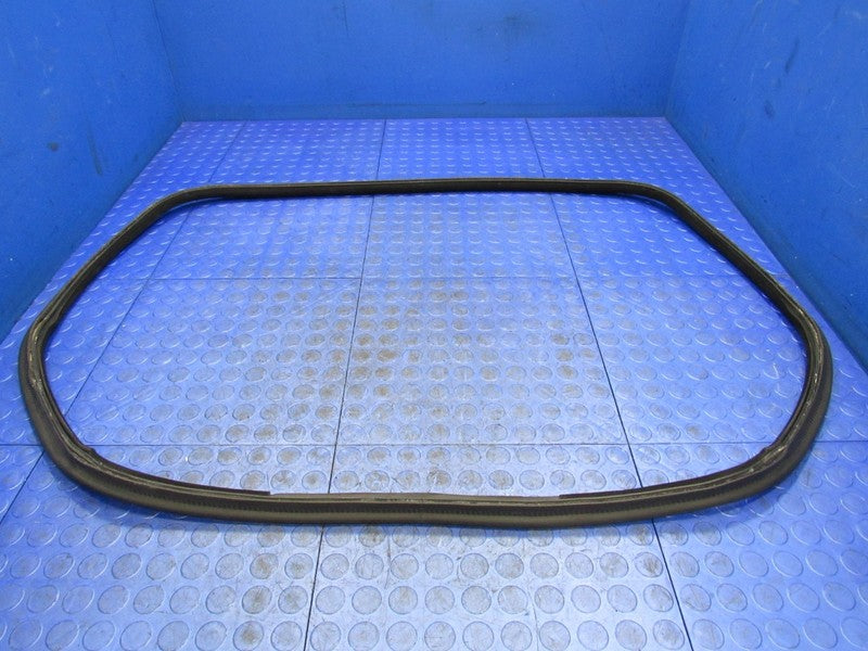 99-02 BMW Z3 M Coupe Hatch Liftgate Trunk Seal Rubber Weather Strippin