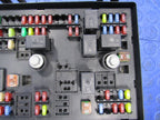17 Chevrolet Express GMC Savana Engine Bay Fuse Relay Box Block 840847