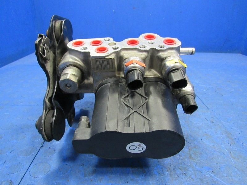 07-14 Mercedes CL S SL Class Hydraulic Front Suspension Control Valve 