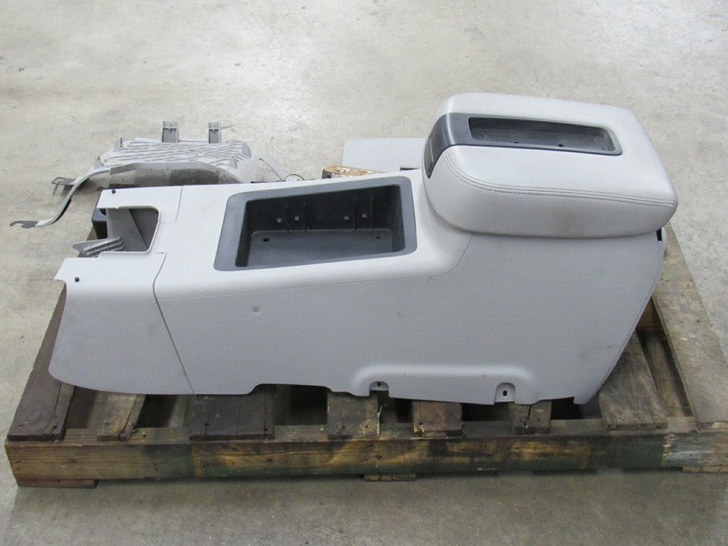 08-14 Silverado Sierra Yukon Tahoe Full Center Console Swap Armrest Gr