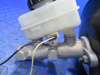 03-04 Infiniti G35 Sport Brake Booster Master Cylinder Reservoir Assem