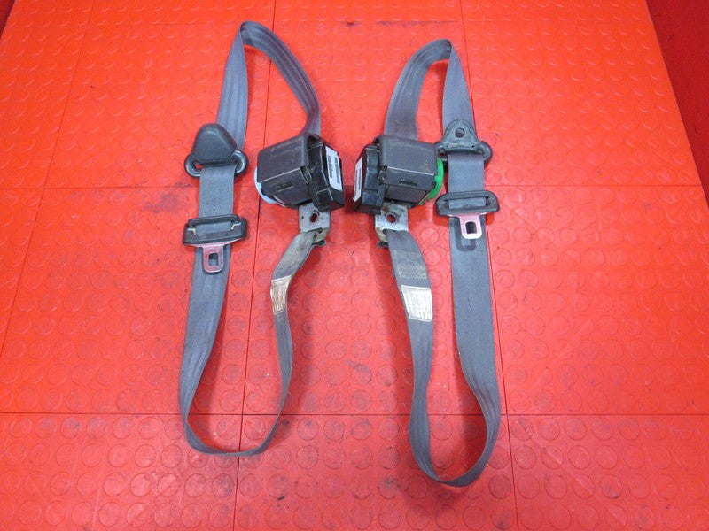 97-02 Jeep Wrangler TJ Rear Outer Seat Belts Retractors Buckles OEM Gr