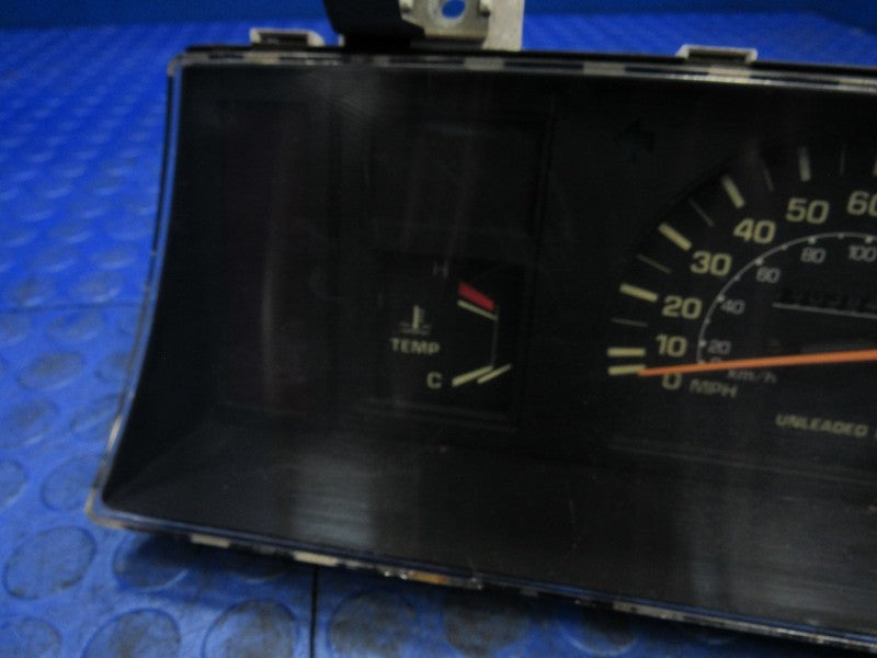 85-86 Toyota Pickup 4Runner 22RE Instrument Gauge Cluster Speedometer 