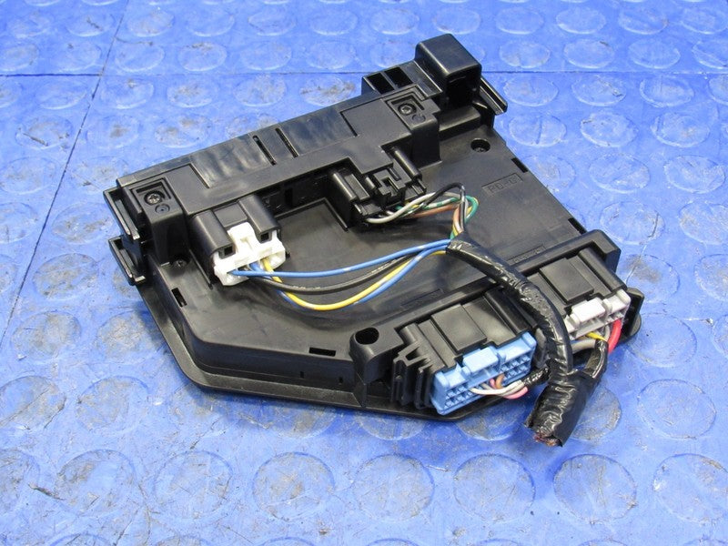 08-10 Toyota Highlander Engine Fuse Box Junction Block OEM 82720-48040
