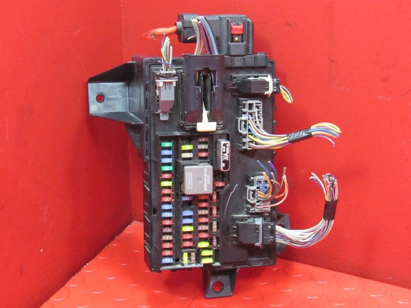11-14 Ford E150 E250 E350 BCM SJB Smart Junction Fuse Box BC2T-15604-A
