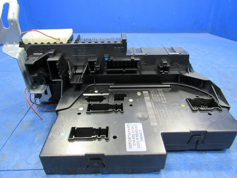 11-16 Mercedes E350 E550 E63 Rear SAM BCM Body Control Module 212 900 