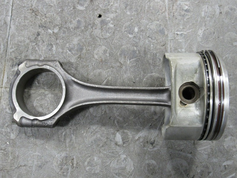 01-02 Mercedes-Benz S600 CL600 5.8L V12 M137 Piston & Rod Assembly 212