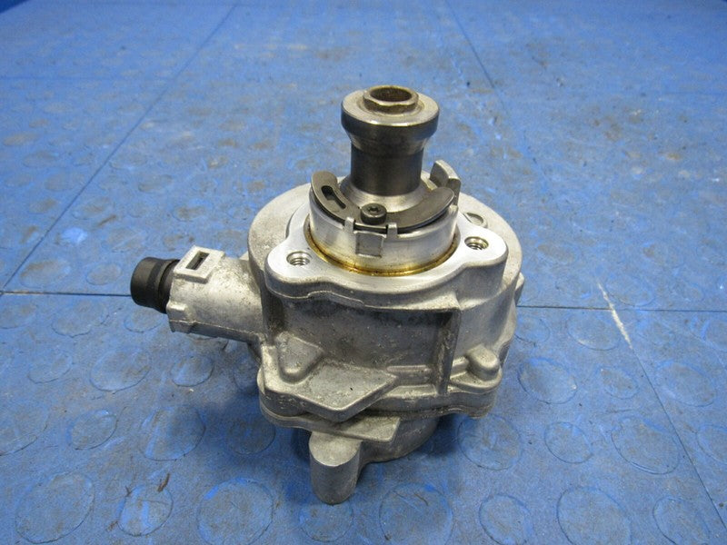 11-12 BMW 135i 335i 535i X3 X5 N55 3.0L Engine Mounted Vacuum Pump 757