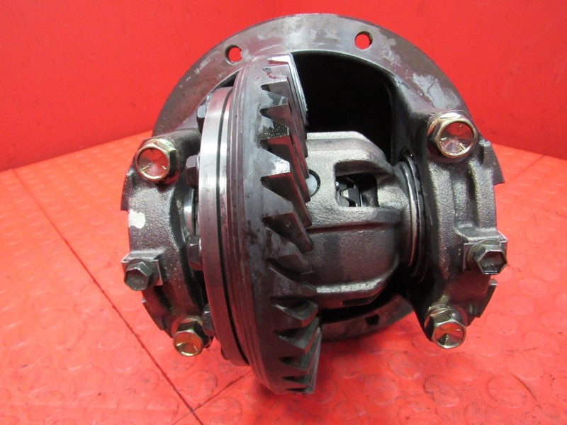 99-04 Chevrolet Tracker AT Rear Differential Carrier Center Unit Open 