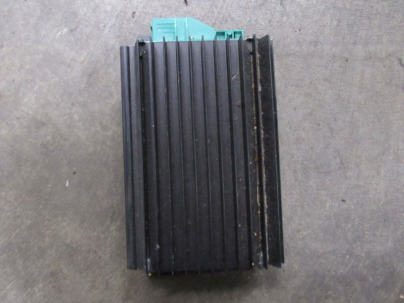 03 Mercedes SL500 SL55 AM FM Radio/Stereo Bose Amplifier AMP P/N 230 8
