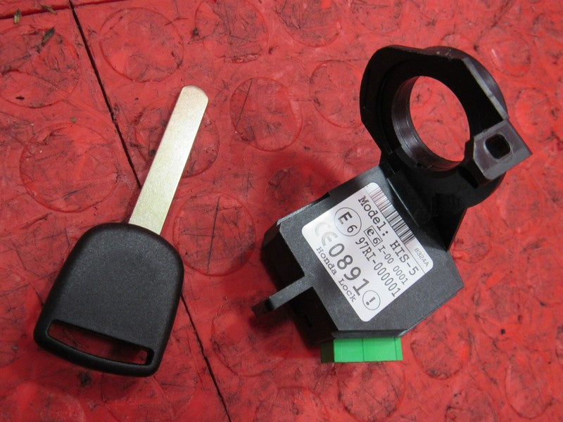04-05 Civic LX AT ECU PCM Programmed Engine Computer Key Set 37820-PLM