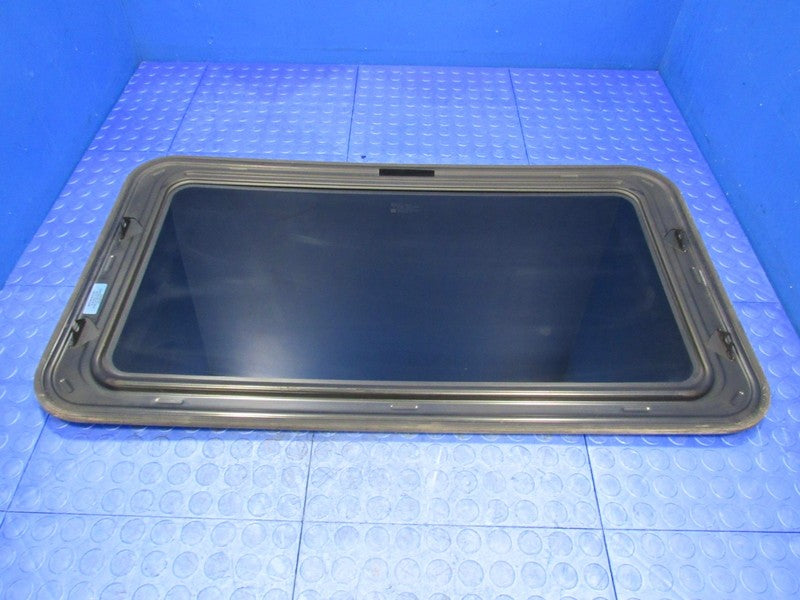 00-06 Yukon Tahoe Suburban Sunroof Moonroof Sun Moon Roof Glass Panel 