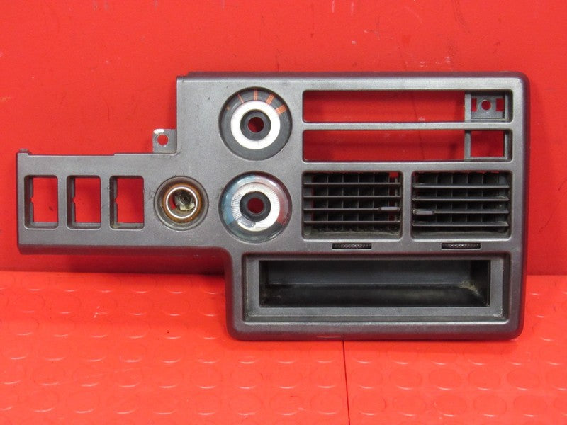 1986-1993 Mazda B-Series B2000 B2200 B2600i Dash Bezel Vents Trim Pane