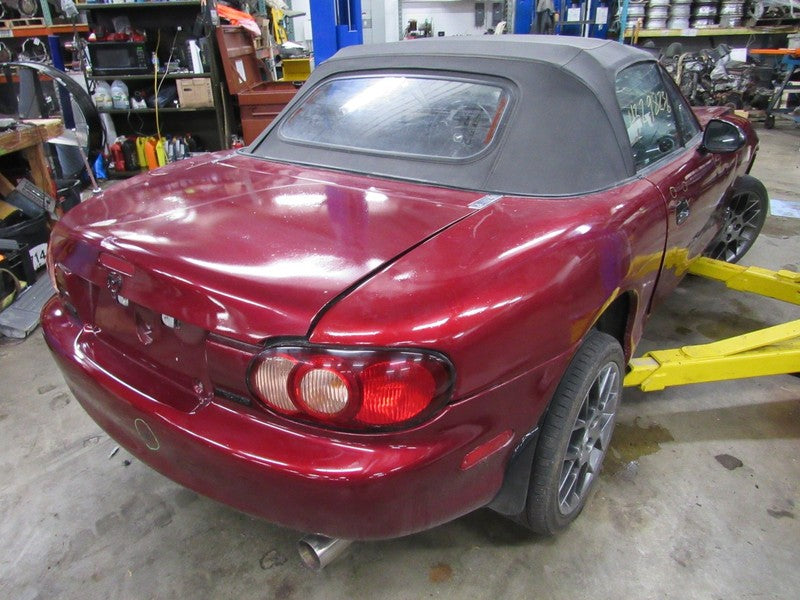03-05 Mazda Miata MX-5 Instrument Cluster Speedometer Odometer 79874