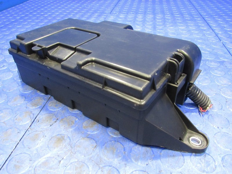 06-10 Lexus SC430 Rear Trunk Luggage Junction Fuse Relay Box Block 043