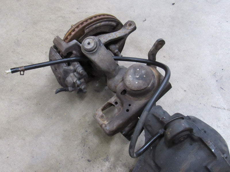 97-06 Jeep Wrangler TJ Dana 30 Front Axle Differential 3.73 w/oABS LHD