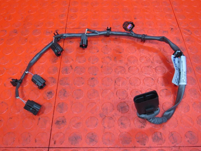 17-23 Audi R8 / 15-24 Huracan Right Low Pressure Fuel Injector Wire Ha
