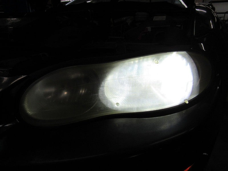 98-02 Chevrolet Camaro Left LH Driver Side Headlight Head Light Lamp