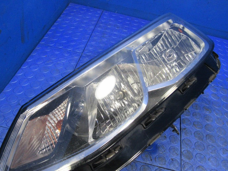 16-19 Chevrolet Cruze Left Driver Headlight Head Light Lamp Halogen w/