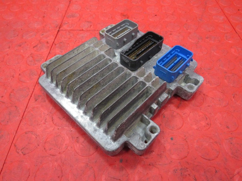 04-05 Sierra Silverado Duramax Diesel ECU ECM PCM Engine Computer 1224
