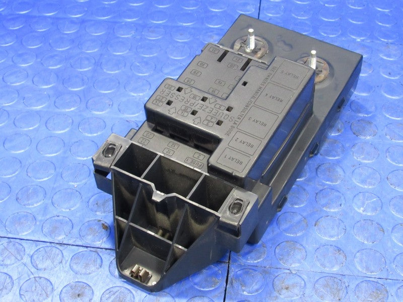 97-98 Ford F150 Interior Dash Fuse Box Junction Relay Block F65B-14A06