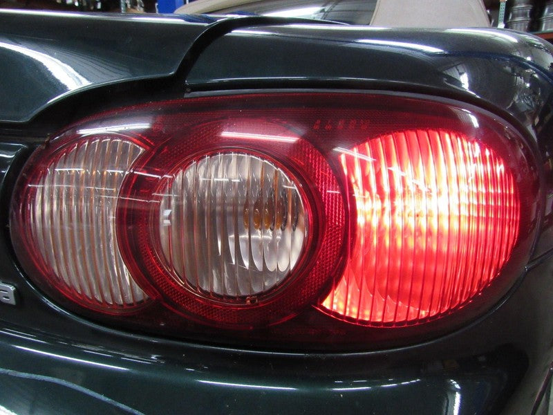 01-05 Mazda Miata MX-5 NB2 Right RH Passenger Side Tail Light Tailligh
