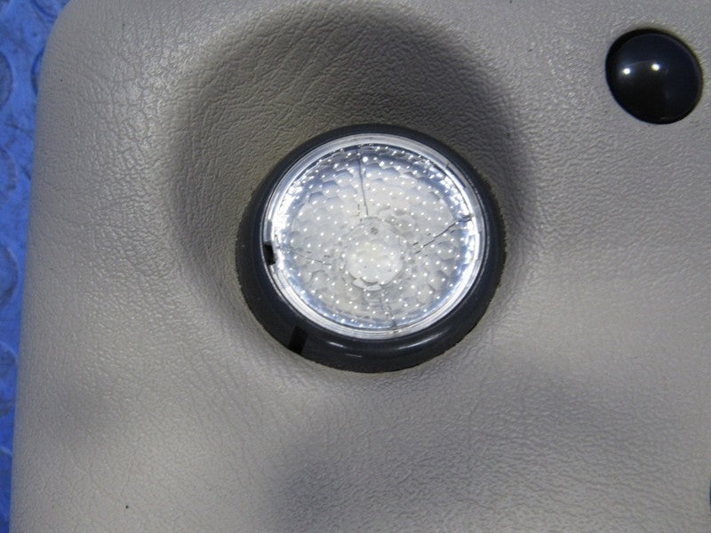 03-07 Hummer H2 Front Overhead Roof Console Dome Light Bezel Home Link