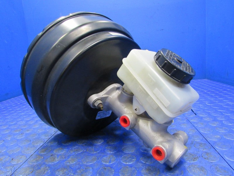 03-04 Infiniti G35 Sport Brake Booster Master Cylinder Reservoir Assem