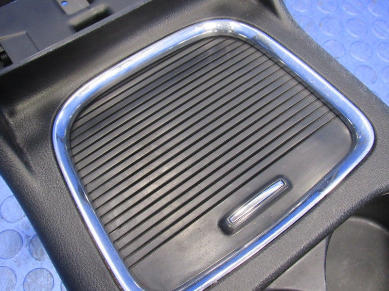 12-20 Dodge Grand Caravan Front Center Cup Holder Console Assembly Bla