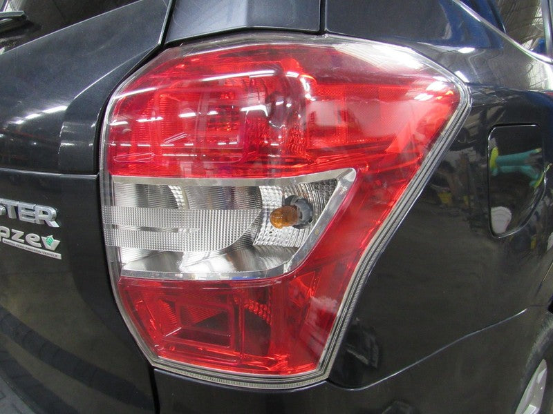 14-16 Subaru Forester Right RH Passenger Side Taillight Tail Light Lam