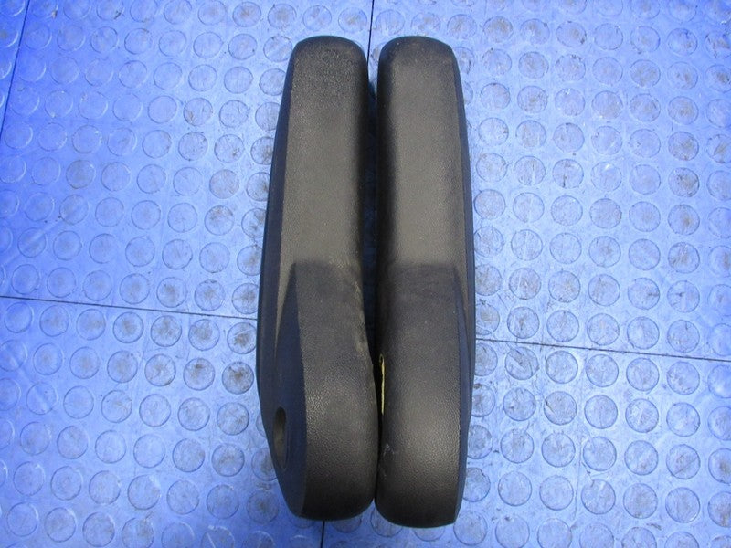 11-20 Caravan Town & Country Leather Front Right Left Seat Armrest Arm